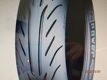 Suzuki burgman robogo gumi hátso 150/70-13 burgman michelin power pure motor alkatrész