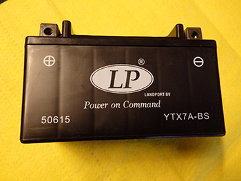 YAMAHA Kompatibilitási listában felsoroltak Akkumulátor YTX7A - 13800 Ft